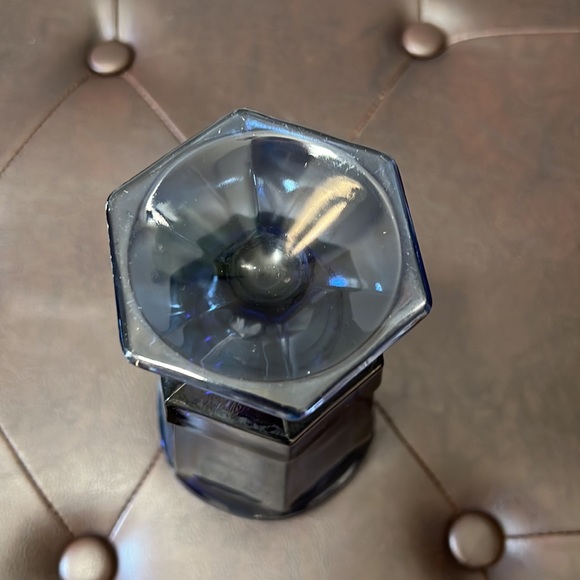 Cobalt blue color stem glass - Picture 3 of 4